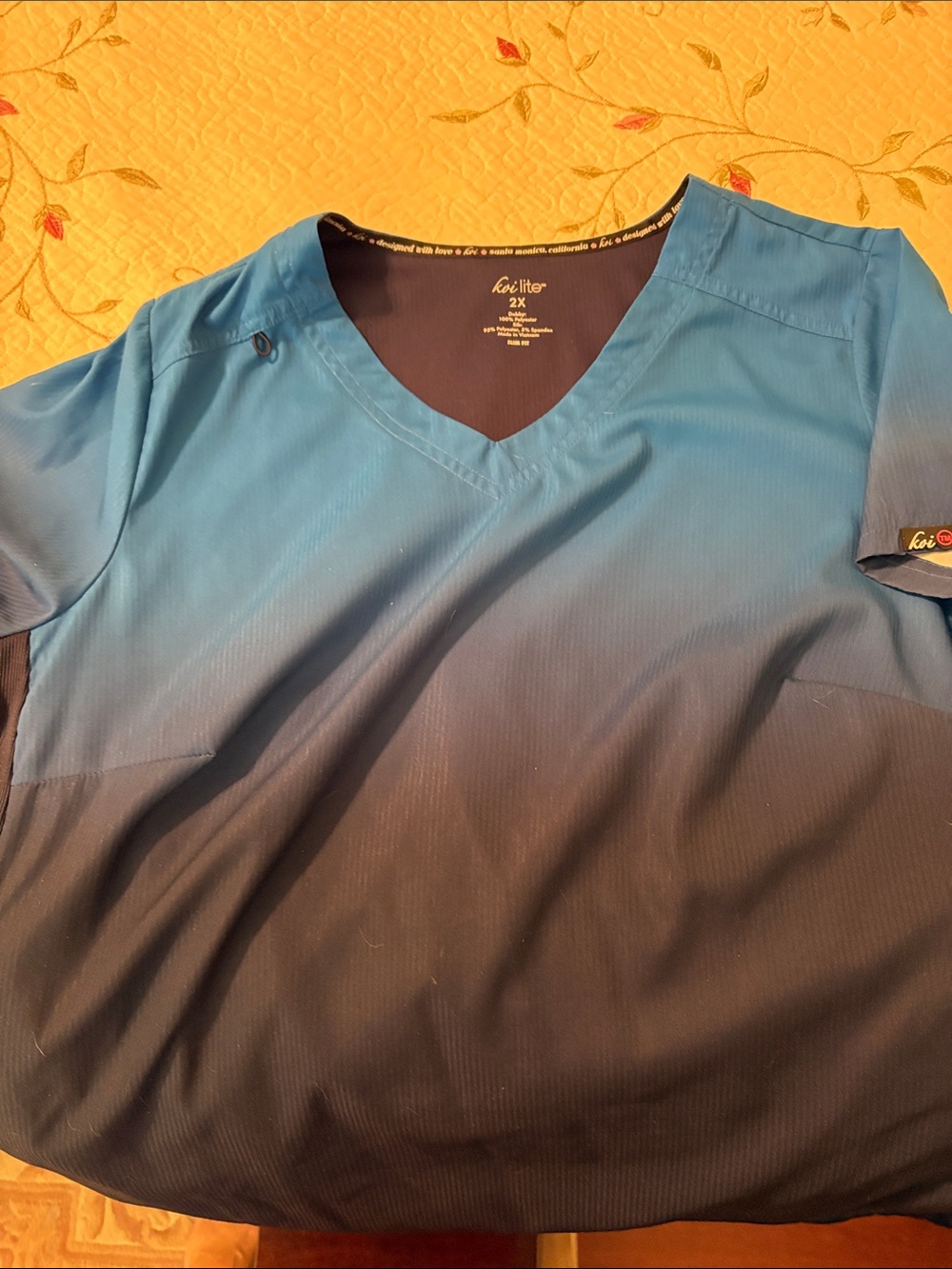 koi Gradient Blue to Navy Scrub Top